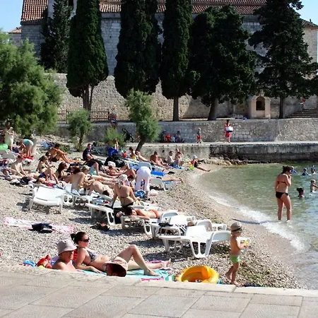 And With Parking Space Hvar - 8717 Guest house Hvar Town