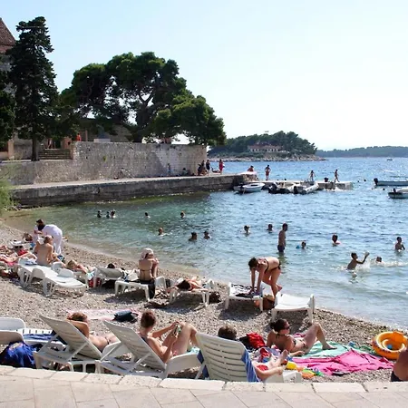 And With Parking Space Hvar - 8717 Guest house 3*