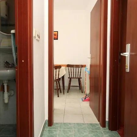 Guest house And With Parking Space Hvar - 8717 Hvar Town