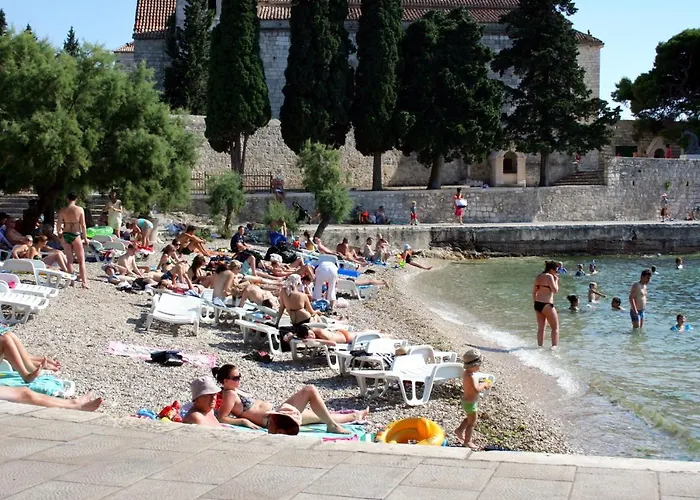 And With Parking Space Hvar - 8717 Pensión Hvar Town